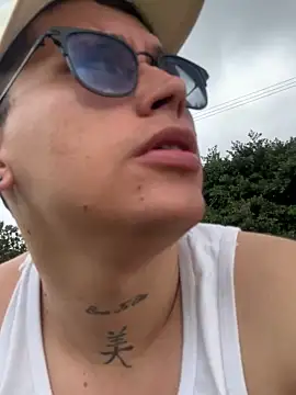 Kurtxxx22 online show from February 5, 2026, 7:07 pm