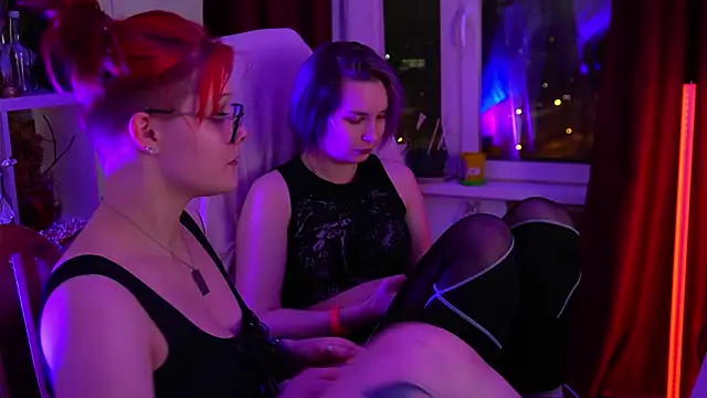 Sova173 online show from December 15, 2025, 4:33 pm