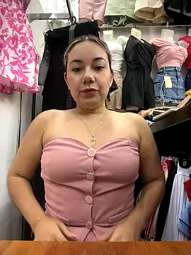 Snapshot of Fabii15 chatting on September 26, 2025, 10:25 pm Fabii15 online show from September 26, 2025, 10:25 pm