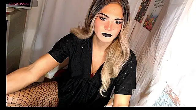 AndreaNakedTs2Cum online show from August 6, 2026, 5:59 pm