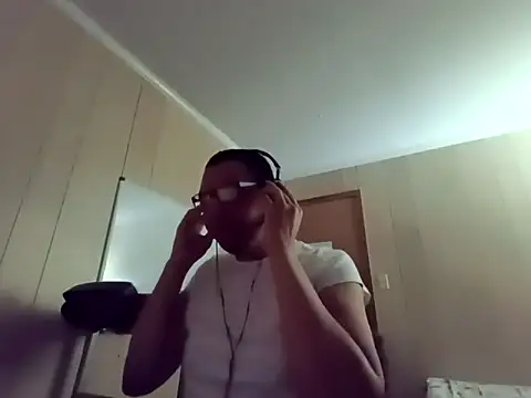 NaturalBeautyQueen online show from September 26, 2025, 11:14 am