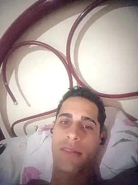 QUIEROFOLLARTEDUR online show from March 5, 2026, 2:02 pm