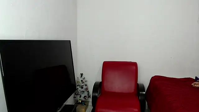 Alex mojica online show from February 5, 2026, 6:18 am