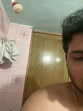 Kira 1413 online show from February 20, 2026, 4:29 pm