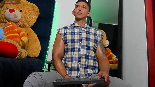 Evan Storn online show from October 14, 2025, 12:17 pm