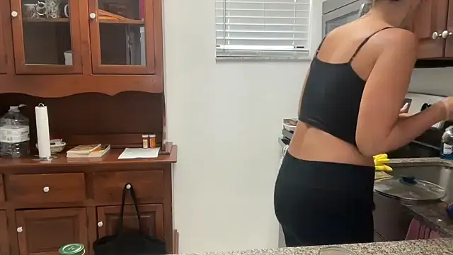 prettyykitty22 online show from September 19, 2025, 4:40 pm