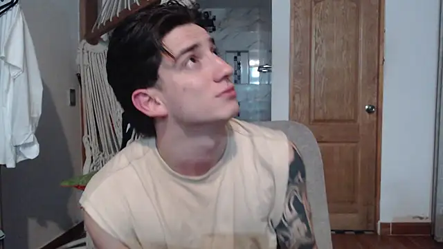 Snapshot of AteneoJr chatting on November 13, 2025, 5:50 am AteneoJr online show from November 13, 2025, 5:50 am