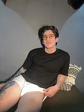 AteneoJr online show from March 15, 2026, 1:00 am