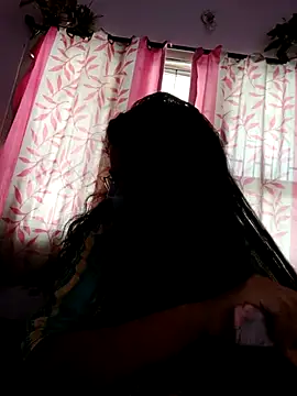 Snapshot of thanusi_2 chatting on April 12, 2026, 6:29 am thanusi 2 online show from April 12, 2026, 6:29 am