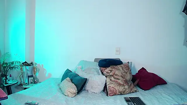 Theevae online show from March 26, 2026, 5:40 pm