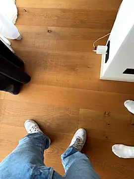 Snapshot of Manu97k chatting on September 11, 2025, 12:05 pm Manu97k online show from September 11, 2025, 12:05 pm