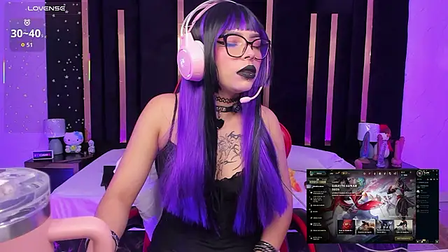 Snapshot of Nyveth chatting on February 21, 2026, 1:45 pm Nyveth online show from February 21, 2026, 1:45 pm