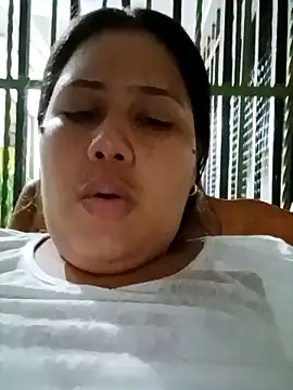 Snapshot of hera_and_kratos chatting on October 19, 2025, 2:45 am hera and kratos online show from October 19, 2025, 2:45 am