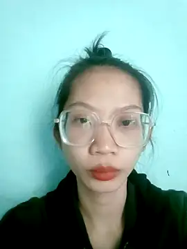 Snapshot of Joywhar chatting on November 13, 2025, 1:04 am Joywhar online show from November 13, 2025, 1:04 am