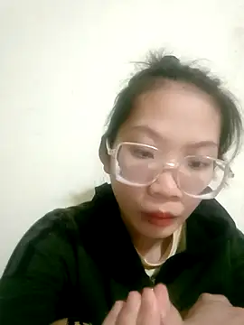 Snapshot of Joywhar chatting on November 14, 2025, 6:28 pm Joywhar online show from November 14, 2025, 6:28 pm