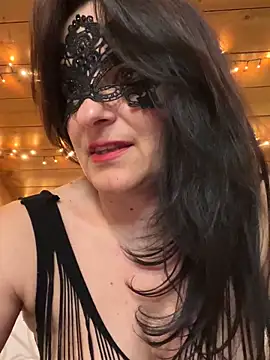 kyliebri online show from November 20, 2025, 9:58 pm