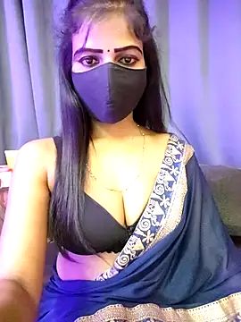 Misss-julli online show from March 30, 2026, 1:23 pm