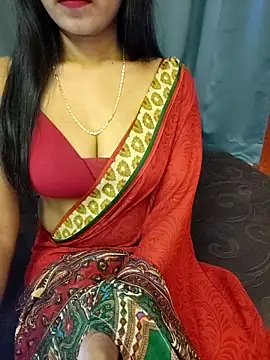 Misss-julli online show from April 7, 2026, 8:59 am