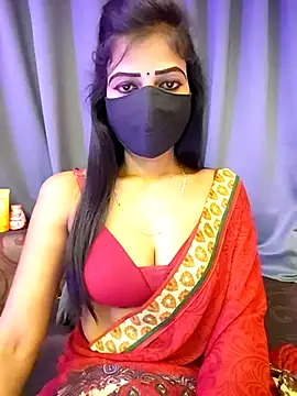 Misss-julli online show from April 10, 2026, 2:39 am