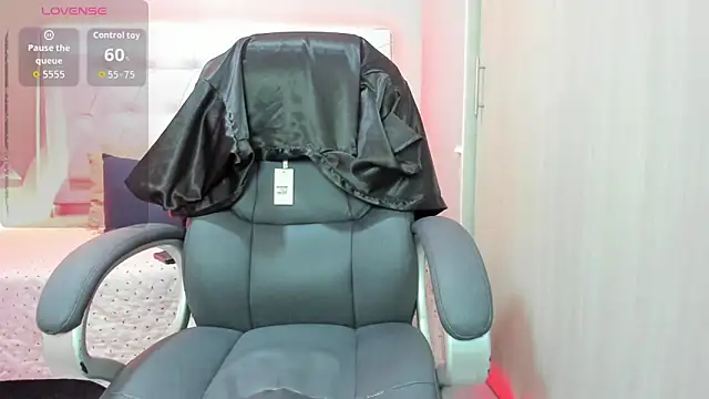 Snapshot of melany__rosse chatting on October 2, 2025, 1:07 pm melany rosse online show from October 2, 2025, 1:07 pm