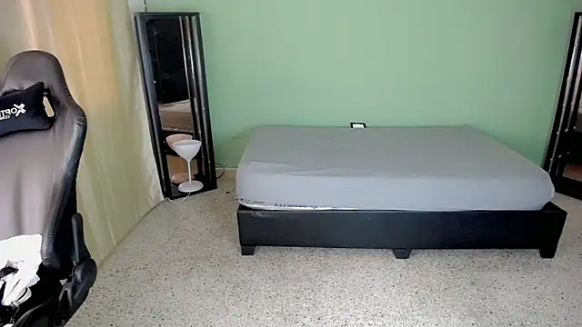 Snapshot of Stein_ chatting on October 4, 2025, 1:53 pm Stein online show from October 4, 2025, 1:53 pm