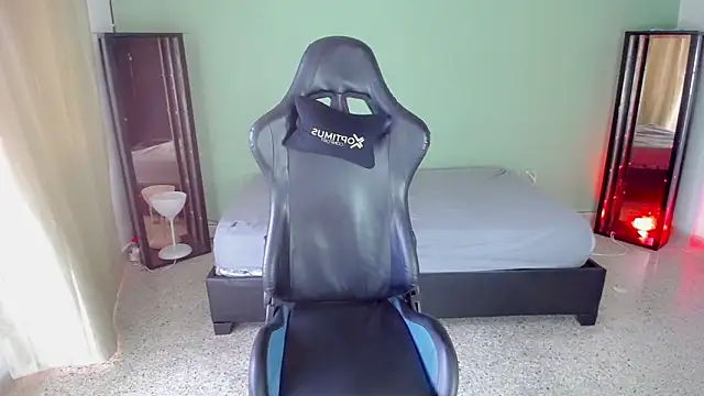 Snapshot of Stein_ chatting on October 10, 2025, 12:48 pm Stein online show from October 10, 2025, 12:48 pm