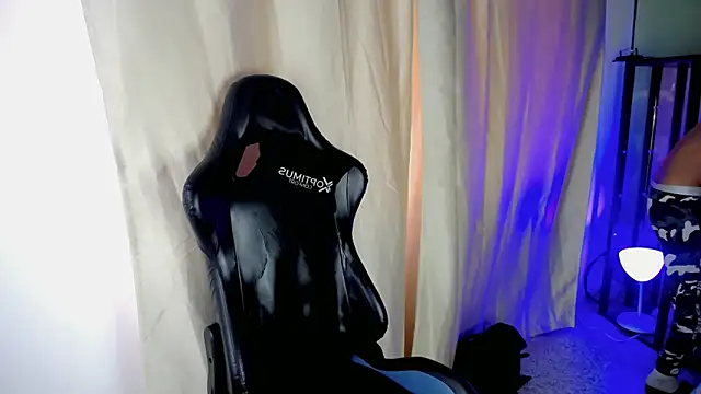 Snapshot of Stein_ chatting on November 8, 2025, 1:44 pm Stein online show from November 8, 2025, 1:44 pm