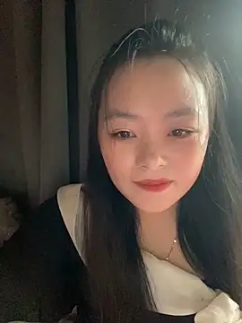 Julia-Elsa online show from September 11, 2025, 4:23 am