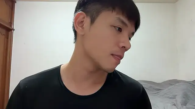 Snapshot of Foxfoxfox4 chatting on February 19, 2026, 3:19 pm Foxfoxfox4 online show from February 19, 2026, 3:19 pm