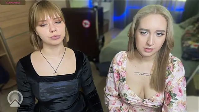 Snapshot of xxx_sandra_ chatting on April 8, 2026, 1:33 pm xxx sandra online show from April 8, 2026, 1:33 pm