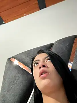 LiaCollings online show from October 5, 2025, 9:18 am