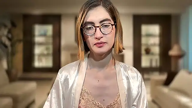 rousseblossom online show from November 1, 2025, 12:12 am