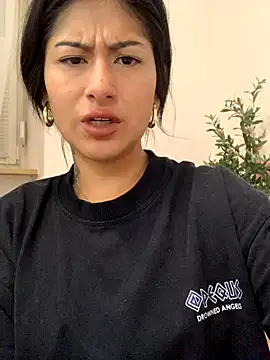 Snapshot of mrskarmaa chatting on September 12, 2025, 3:28 am mrskarmaa online show from September 12, 2025, 3:28 am