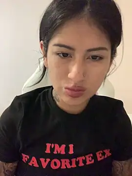 Snapshot of mrskarmaa chatting on October 10, 2025, 9:25 pm mrskarmaa online show from October 10, 2025, 9:25 pm