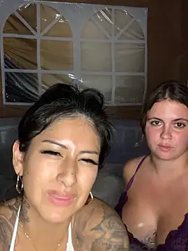 Snapshot of mrskarmaa chatting on October 13, 2025, 8:09 pm mrskarmaa online show from October 13, 2025, 8:09 pm