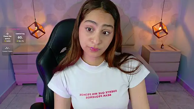 AIXATRISTA1 online show from October 4, 2025, 7:45 pm