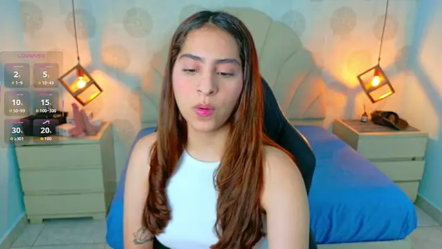 AIXATRISTA1 online show from November 20, 2025, 7:57 pm