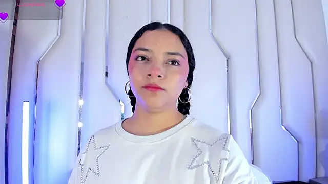 Angellit Afrodita  online show from May 22, 2026, 9:37 am