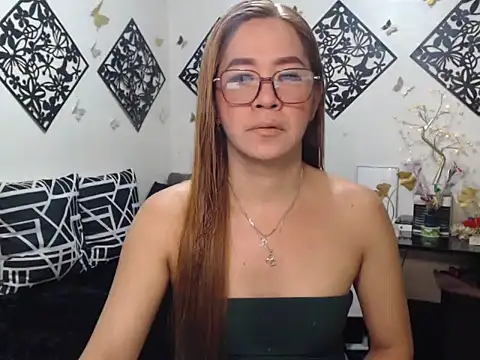 TheMISTRESSx69 online show from May 19, 2026, 9:32 pm
