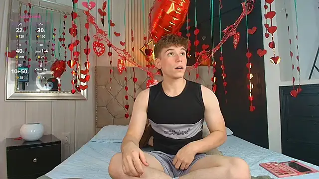 TaylerWhite online show from September 25, 2025, 12:42 pm