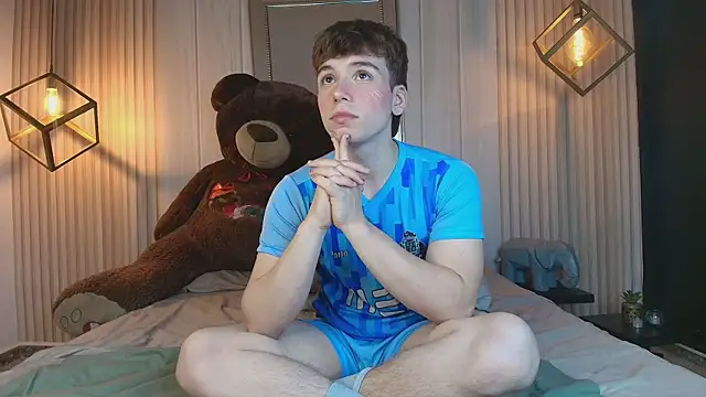 TaylerWhite online show from October 2, 2025, 12:56 pm