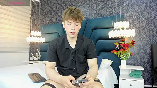 TaylerWhite online show from March 21, 2026, 11:48 am