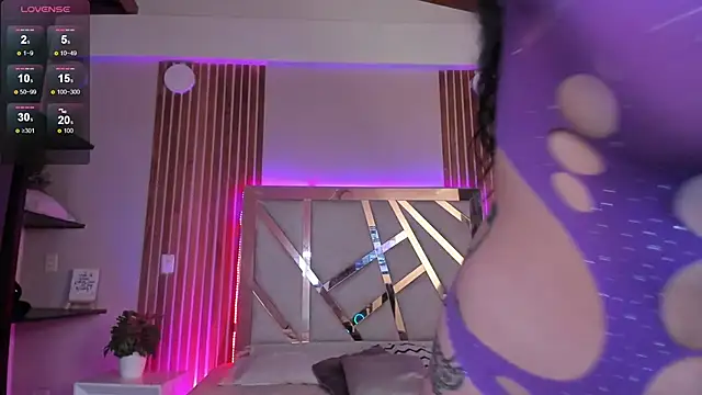 sweet tamara  online show from October 1, 2025, 7:42 pm