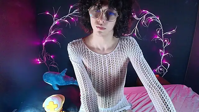 Snapshot of noahxtar chatting on November 14, 2025, 7:40 am noahxtar online show from November 14, 2025, 7:40 am