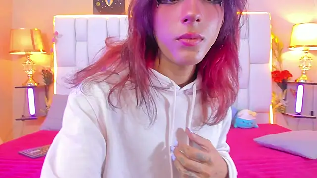 Snapshot of MilkWhore1 chatting on October 9, 2025, 2:53 am MilkWhore1 online show from October 9, 2025, 2:53 am