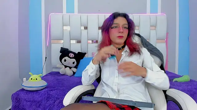 Snapshot of MilkWhore1 chatting on November 5, 2025, 7:25 pm MilkWhore1 online show from November 5, 2025, 7:25 pm