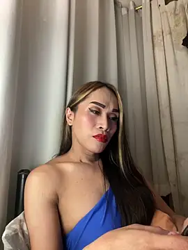 Snapshot of RomanticPearlTS chatting on January 17, 2026, 1:38 pm RomanticPearlTS online show from January 17, 2026, 1:38 pm