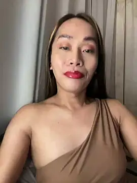 Snapshot of RomanticPearlTS chatting on February 12, 2026, 2:06 am RomanticPearlTS online show from February 12, 2026, 2:06 am