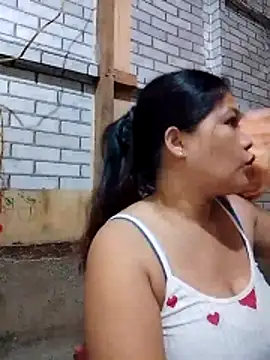 Snapshot of sun_kiss_soul chatting on December 3, 2025, 2:30 am sun kiss soul online show from December 3, 2025, 2:30 am