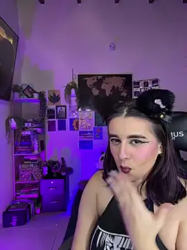 Lana Herondale online show from May 15, 2026, 2:29 am